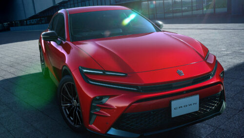 20231219_3_CROWNSPORT_web_P1_PHEV_RS_Front_s